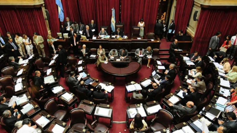 El Gobierno logró quorum para tratar la Ley Bases: a qué hora se hará la votación