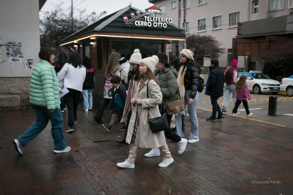  Casi la mitad de los viajeros eligió financiar su compra en cuotas. Foto: Facundo Pardo