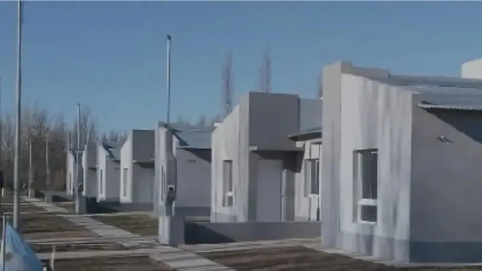 Provincia recuerda la importancia de registrar titularidad de casas de IPPV