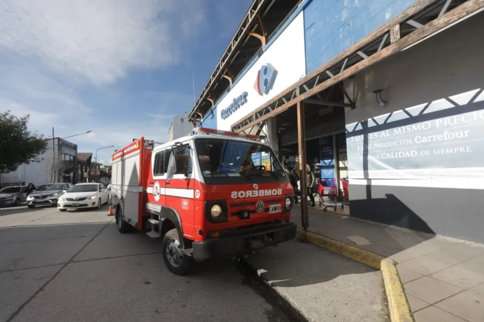 Accidente en Onelli y Moreno: una mujer fue trasladada al Hospital por heridas leves