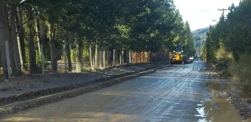 Avanza el trabajo del municipio en las calles con las nuevas máquinas
