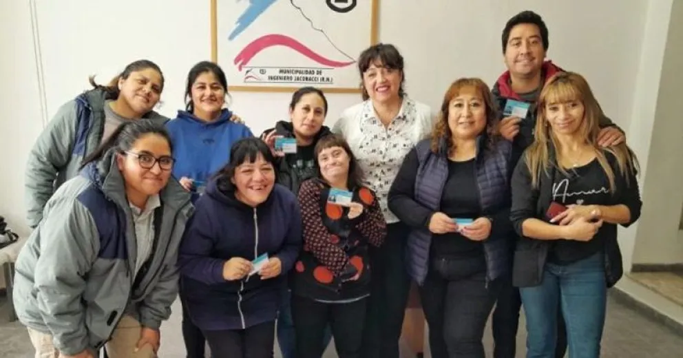 Jóvenes con discapacidad recibieron los carnets de Manipulación de Alimentos