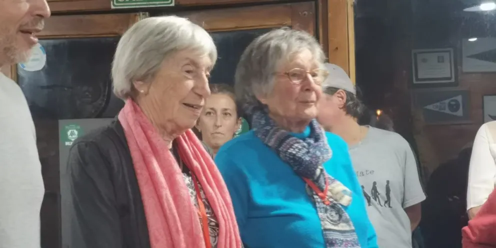 La cancha 1 de Pehuenes llevará el nombre de Elspeth y Renée
