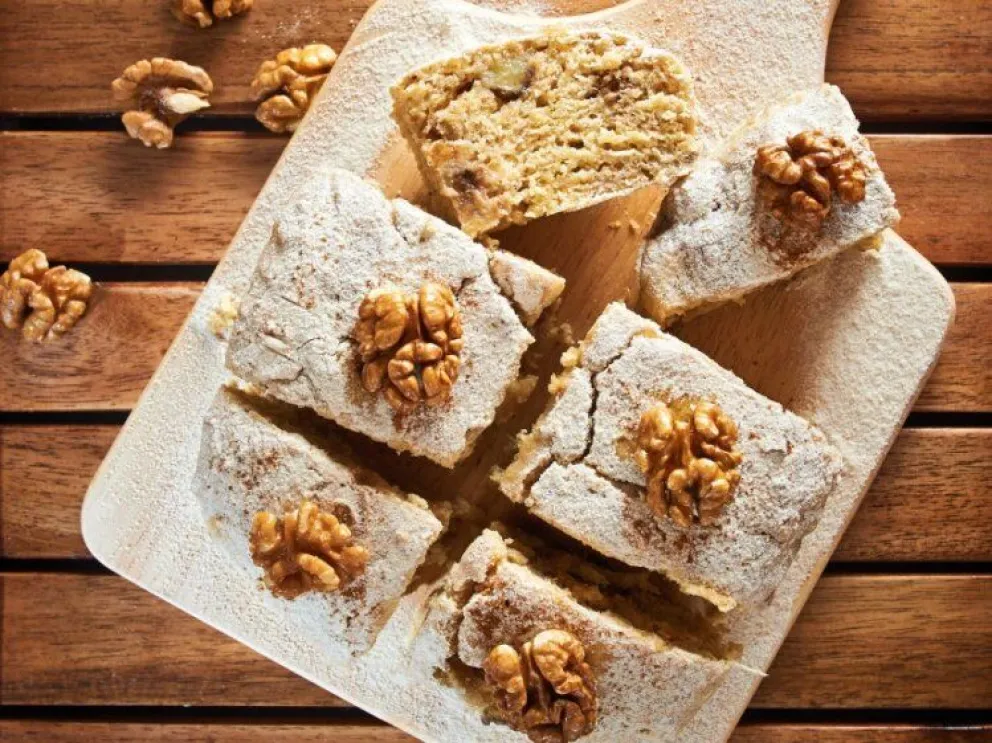 Hacé cuadrados húmedos de banana: una delicia para la merienda