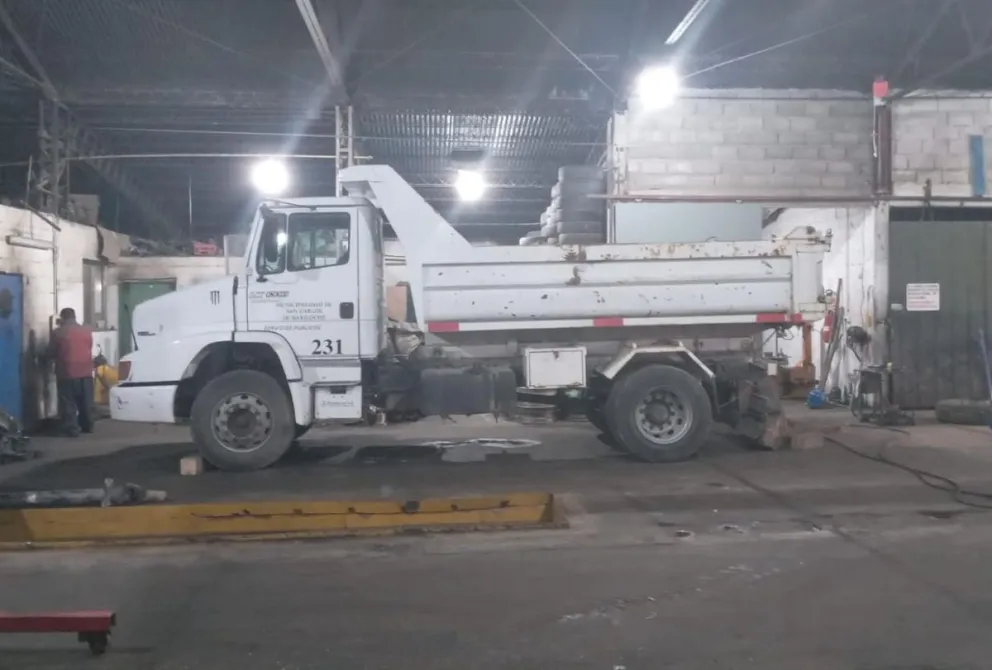 El municipio restauró un camión de Servicios que estuvo más de 4 años en desuso