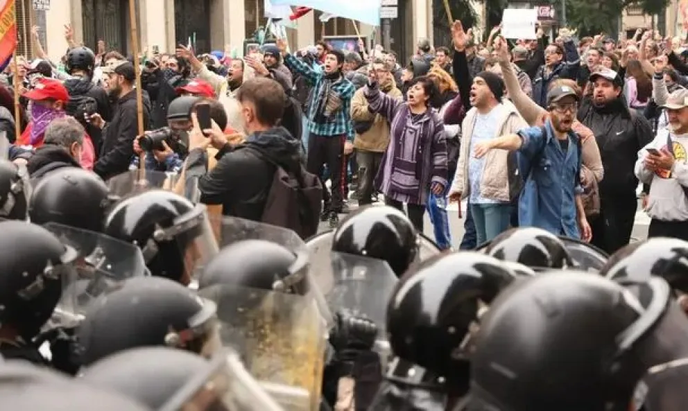 Represión en el Congreso: el CELS denuncia operativo policial desmedido y arbitrario 