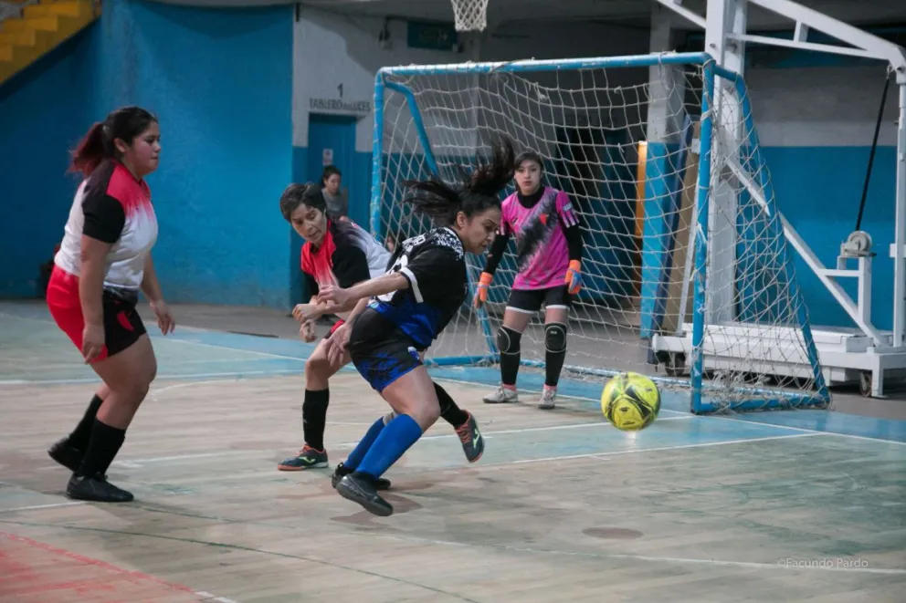 Las chicas de ADeFuL cerraron una y van por otra