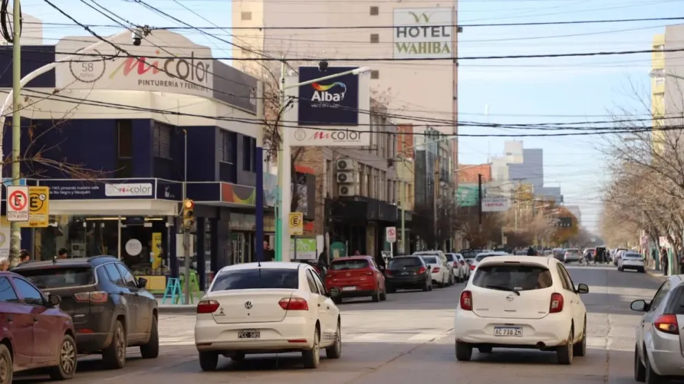 Cuáles son los requisitos laborales para realizar una actividad comercial