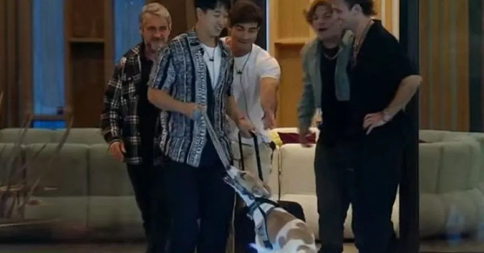 Todo lo que no se vio de la salida de Martín Ku y el perro Arturo de la casa de Gran Hermano