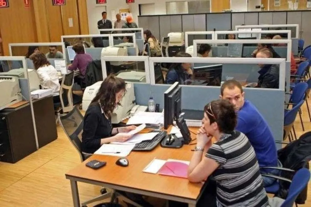 Vencen miles de contratos en el Estado y se esperan despidos masivos
