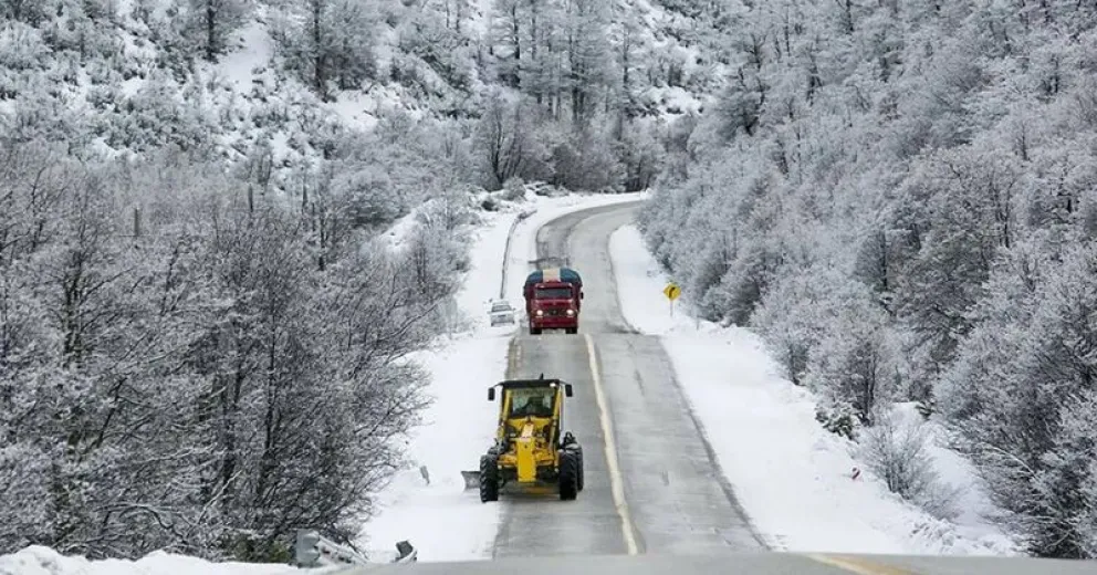 El pronóstico de mal clima obligó a cortar un tramo de Siete Lagos  