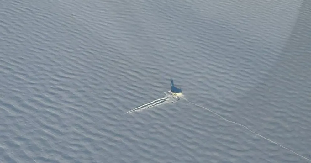 Avión aterrizó de emergencia sobre lago congelado