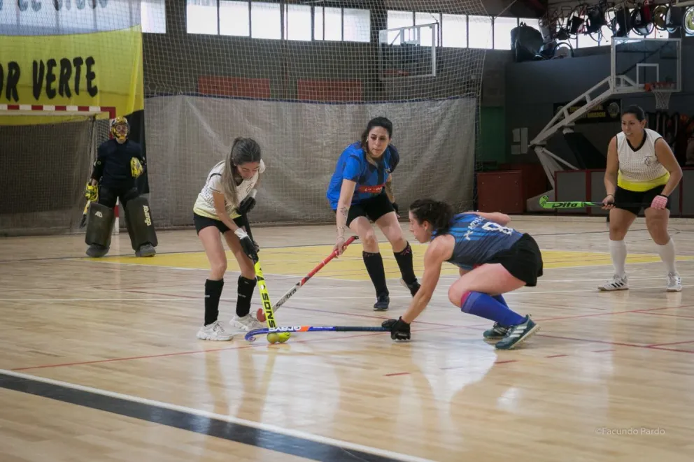 El Municipal 3 se llenó de hockey