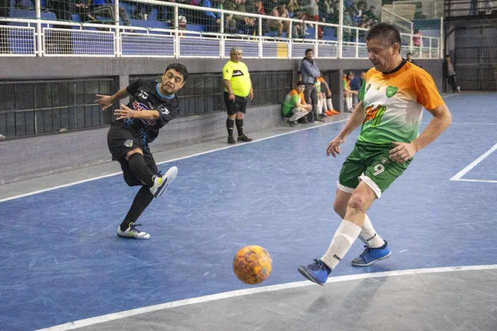 Hoy y mañana: Paralelo en ADeFuL
