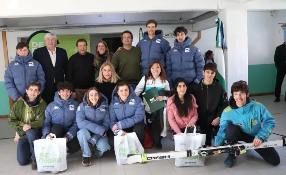 Becas Deportivas: la Provincia entregó reconocimientos en Bariloche