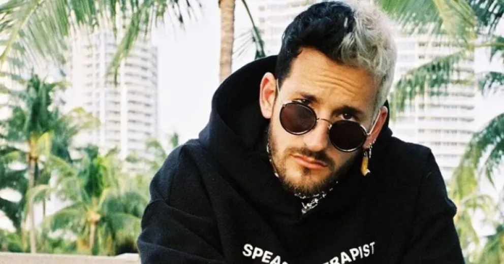 La divertida confesión de Ricky Montaner cuando le consultaron si visitó un hotel alojamiento