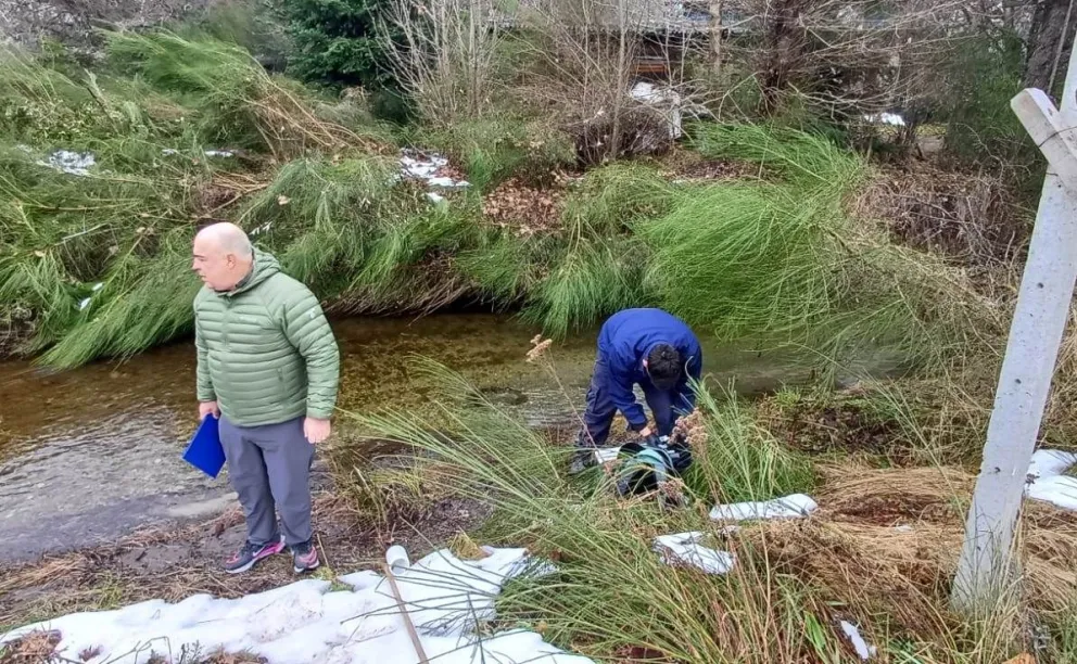 Villa La Angostura: vecinos lamentan “la imbecilidad de hacer un desastre ecológico en un lugar turístico”