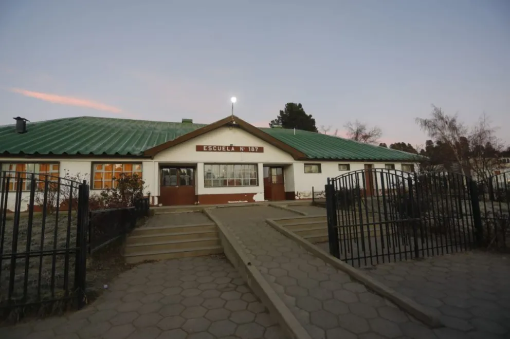 Luego del receso escolar y con la paritaria en pausa, comienzan las clases en Bariloche 