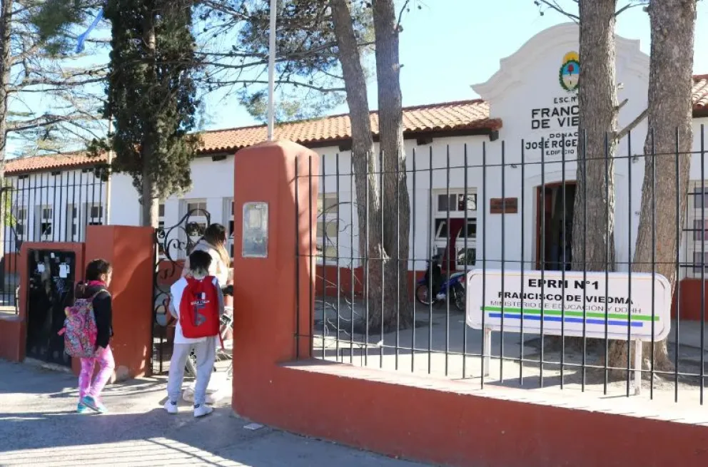 La ministra Campos destacó el normal inicio de clases en la provincia