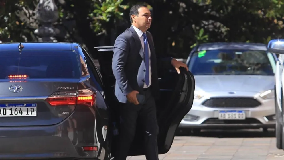 Caso Loan: denunciaron al gobernador Gustavo Valdés y al senador Pellegrini por encubrimiento y abuso de autoridad