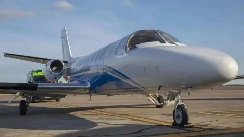 A través de licitación pública, Río Negro vende sus aviones sanitarios adquiridos por Arabela Carreras