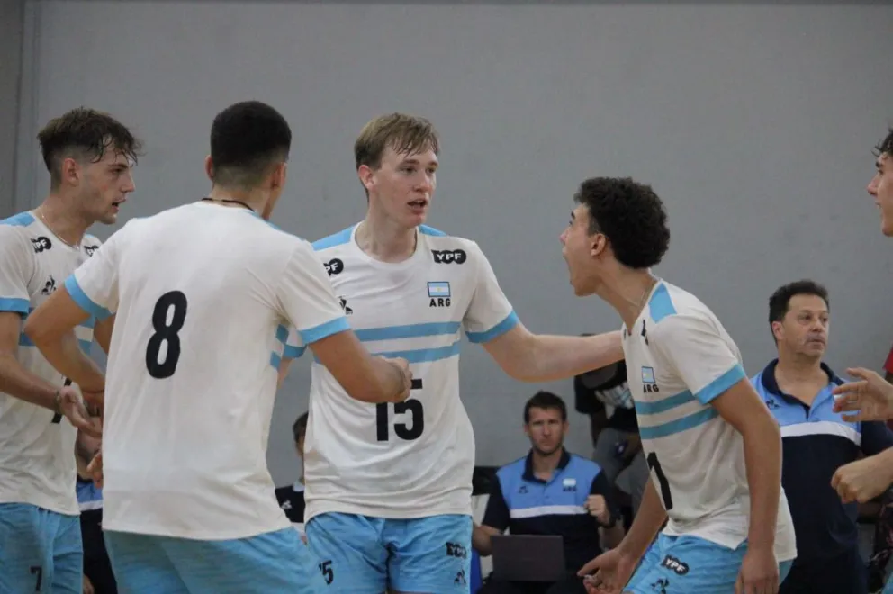 El jugador del semillero barilochense y el combinado nacional palpitan el estreno ante Puerto Rico (Foto archivo).