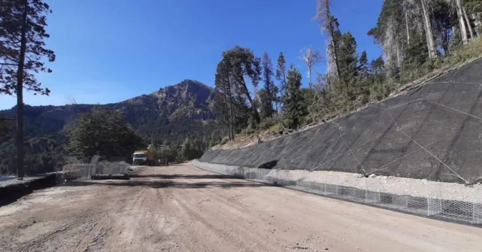 Confirmaron la continuidad de la obra de pavimento a Villa Traful