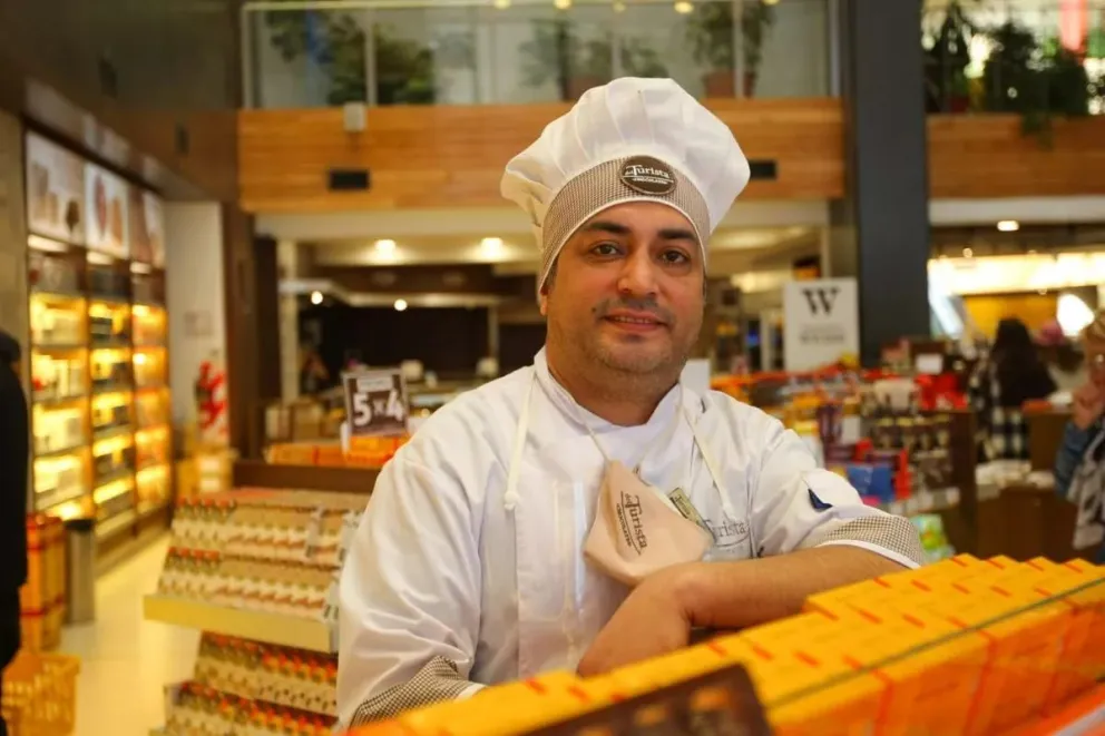 Carlos Zapata, el maestro chocolatero que los famosos quieren conocer