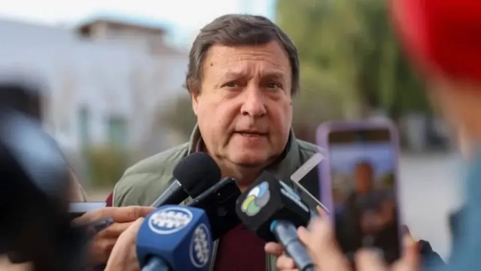 Weretilneck le contestó a Kicillof tras la decisión de YPF: "Río Negro tenía la mejor propuesta técnica y económica"