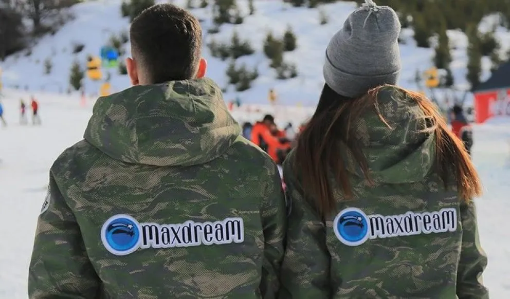 Empresa de turismo estudiantil intenta cobrar adicionales para el viaje de egresados