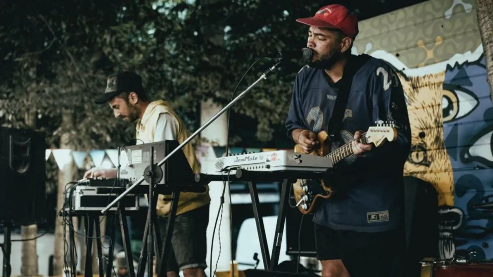 Niko es Ponja: “música electrónica y canciones emocionales”