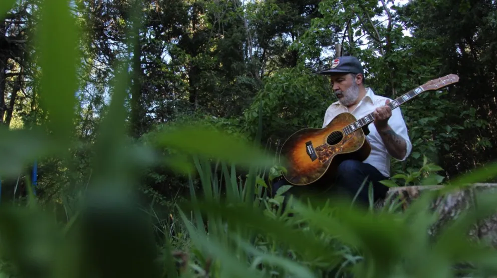 Mariano Rodríguez inaugura ciclo acústico en Biblioteca Sarmiento