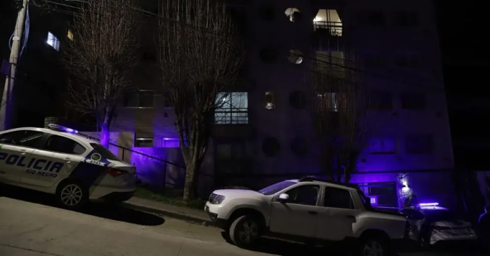 Investigan el hallazgo de un muerto en un edificio de Bariloche  