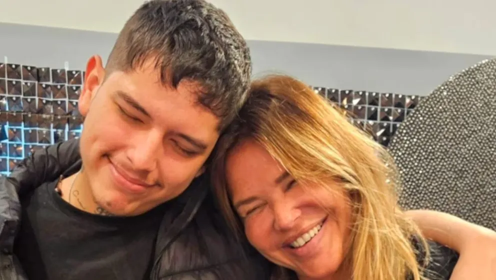 Nazarena Vélez sorprendió a Chyno Agostini con un cumpleaños temático