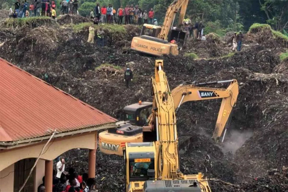 Tragedia en Uganda: una avalancha de basura deja más de 20 muertos