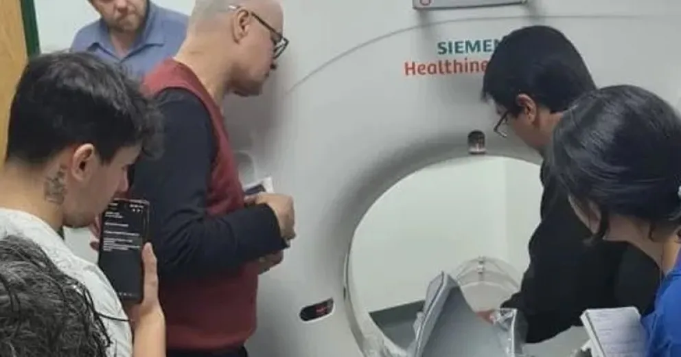 Dictan capacitación en manejo del nuevo tomógrafo a personal del hospital