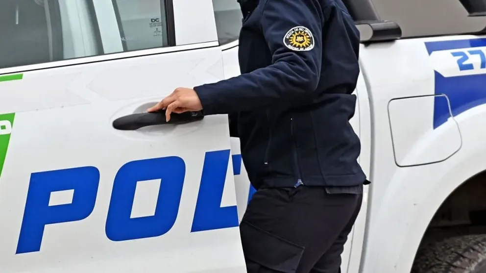 Violento episodio delictivo: un hombre amenazó a policías con un cuchillo y terminó detenido