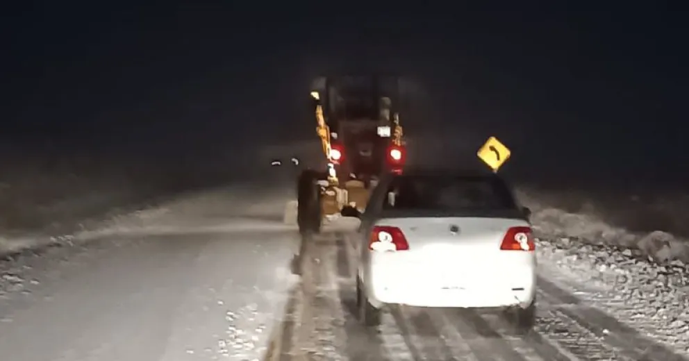 Por hielo, nieve y pronósticos adversos: corte total en las rutas 22, 237 y 40  