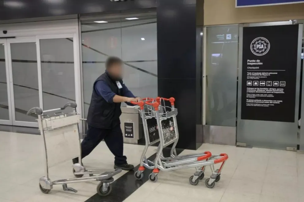 Indemnizarán a un maletero del aeropuerto de Bariloche