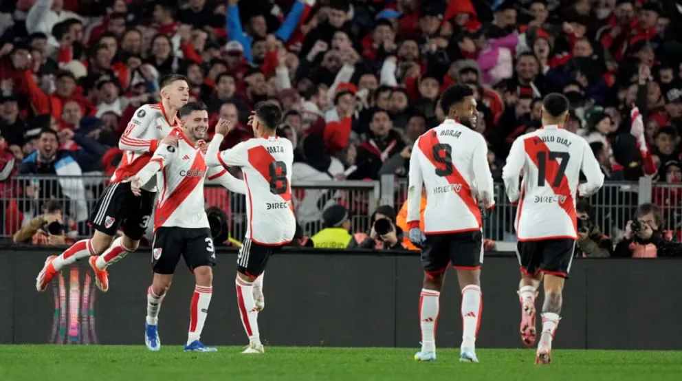 River superó 2-1 a Talleres de Córdoba y clasificó a los cuartos de final de la Copa Libertadores