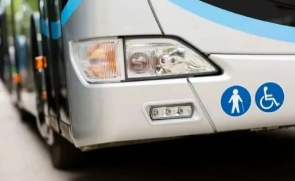 El Gobierno desreguló  el transporte de larga distancia: ya no tendrán que tener seguros de pasajeros