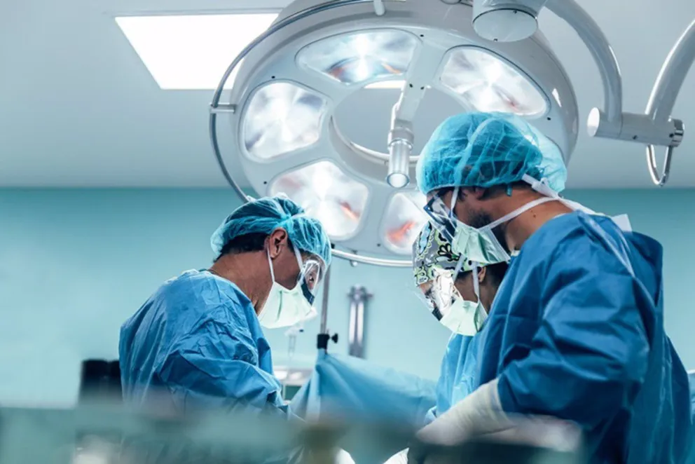 Cardiólogos suspenden la colocación de stents y las angioplastias programadas por 48hs
