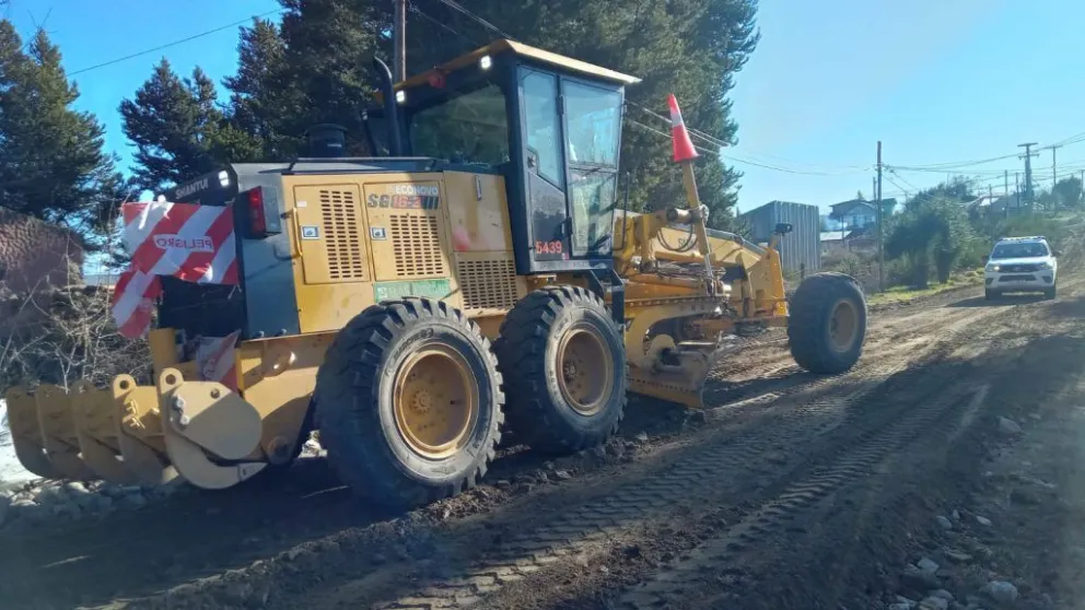 Delegaciones Municipales continúan trabajando en el repaso de calles