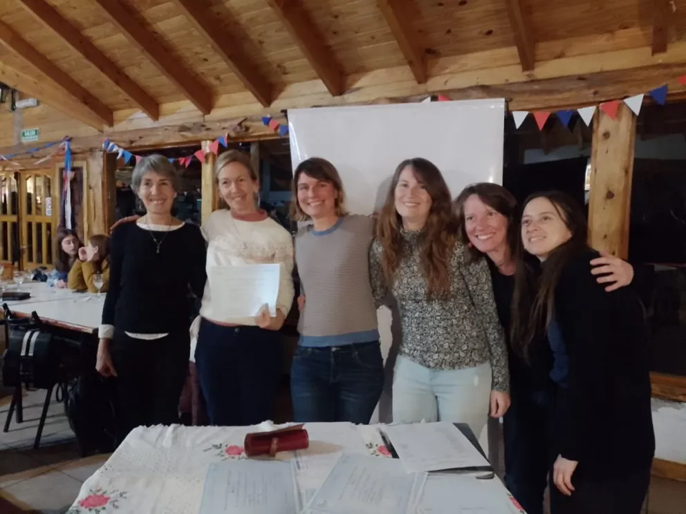 Con almuerzo, poesía y cine, la Alianza Francesa celebra