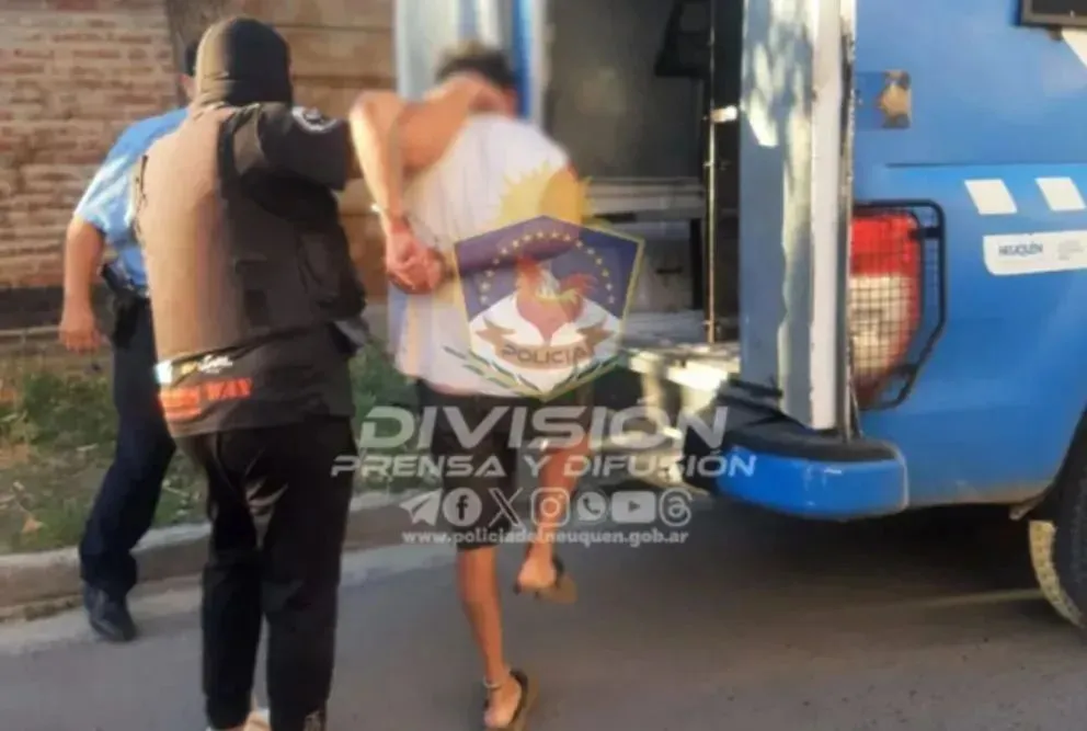 Tenia una restricción perimetral pero se metió en la casa de su ex y la agredió físicamente