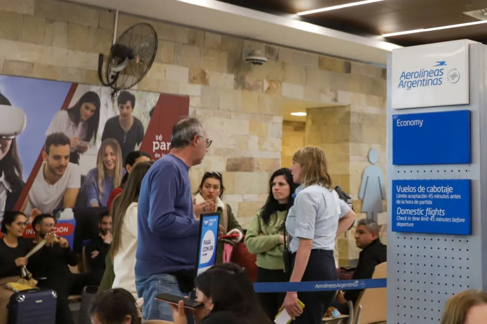 Luego de las cancelaciones, demoras y malestar en el Aeropuerto de Bariloche