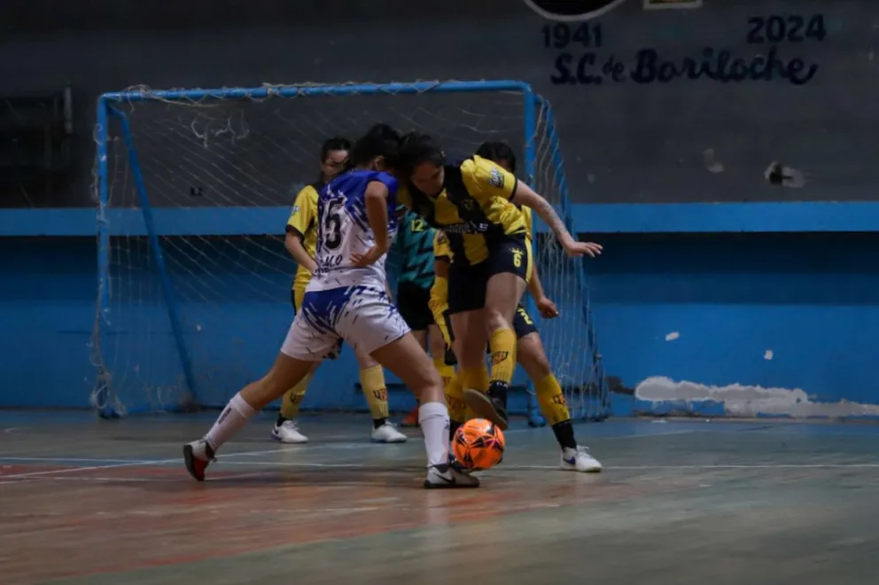 Las semifinales del femenino libre se juegan en ADeFuL