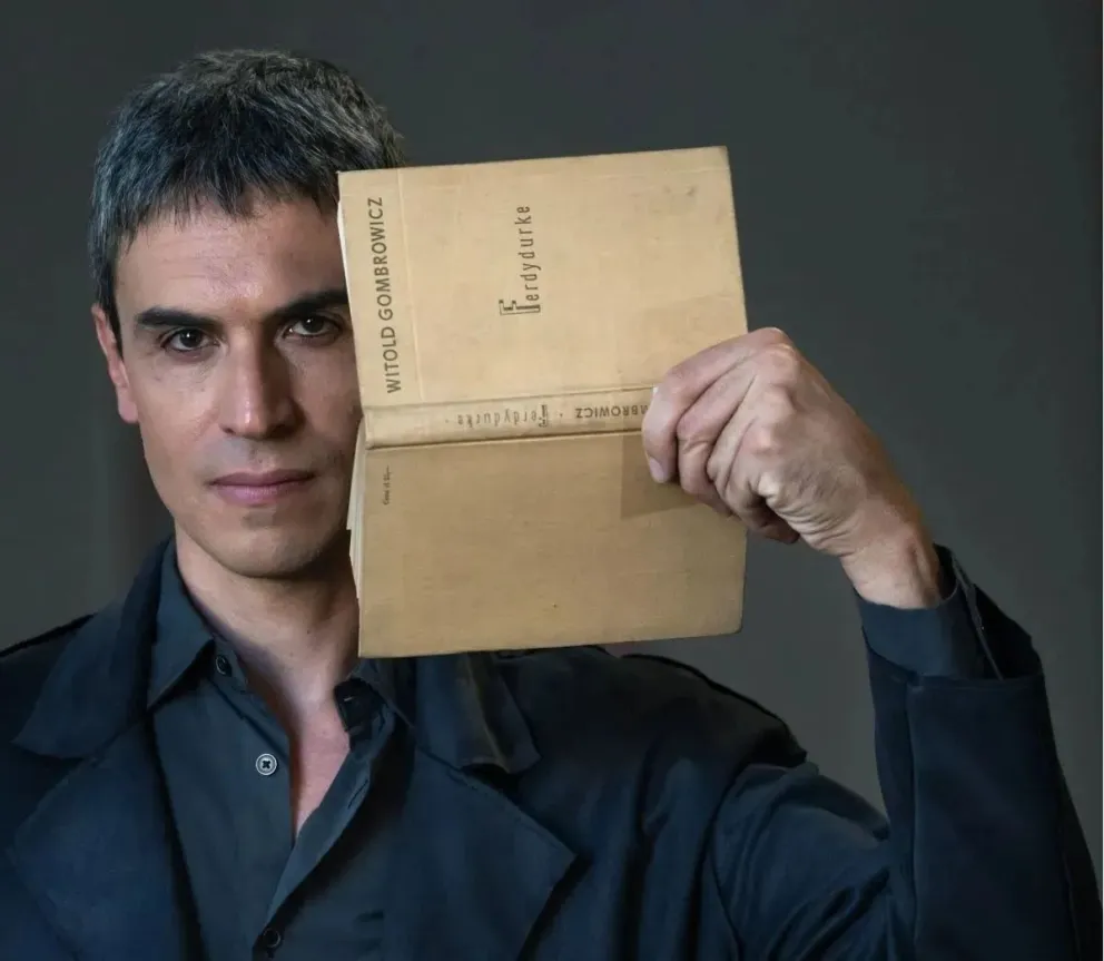 Conoce la historia de Javier Pittorino, el artista roquense que brilla en el extranjero