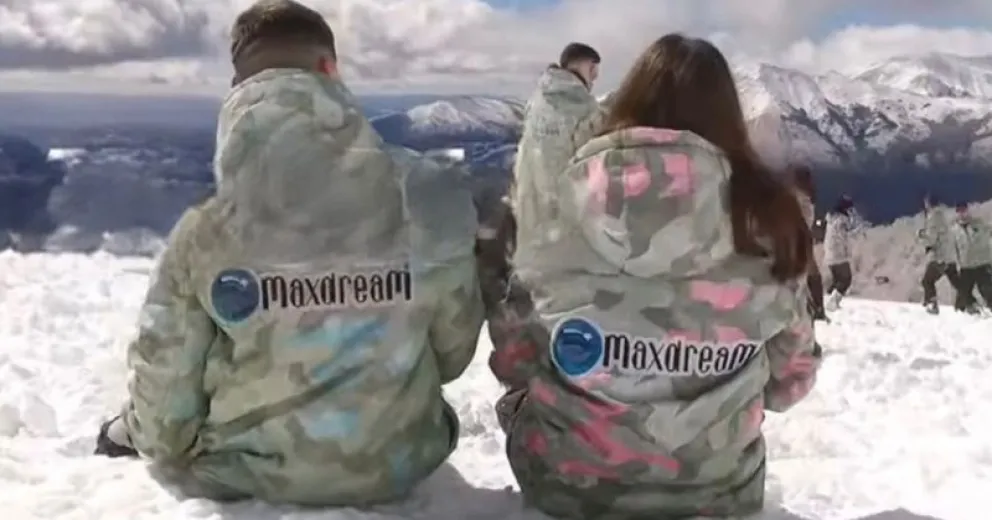 Egresados habían contratado servicio aéreo pero tuvieron que volver desde Bariloche en colectivo