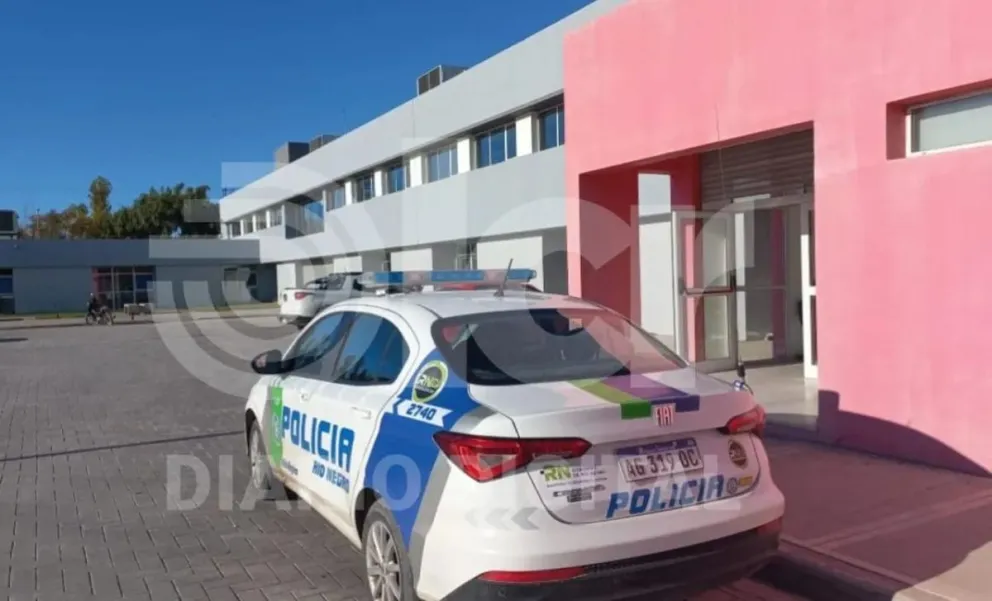 Condenaron a un policía por partirle el bastón en la cabeza a un motociclista